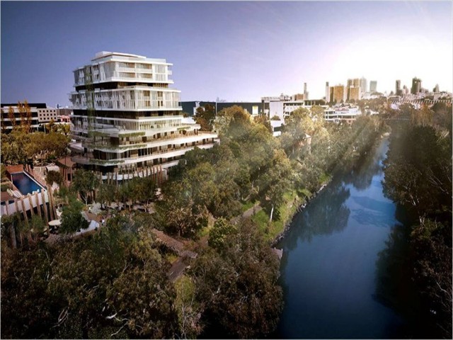 EDEN: Amazing Views of Yarra River and City Skyline